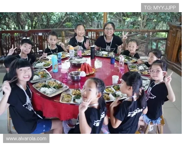 体验百家乐真人版的真实氛围,感受专业主持带来的精彩瞬间